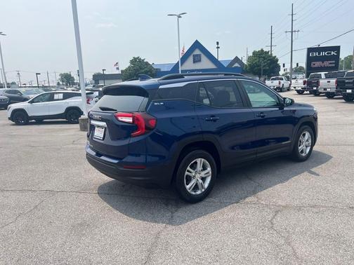 2022 GMC Terrain SLE