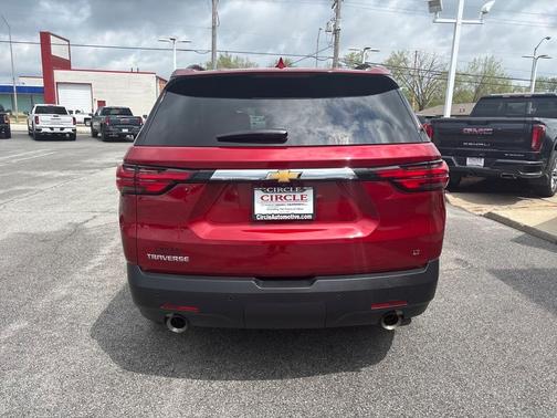 2022 Chevrolet Traverse LT Cloth