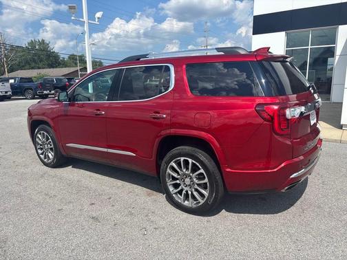 2021 GMC Acadia Denali
