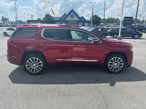 2021 GMC Acadia Denali