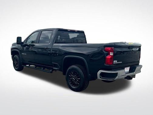 Black 2022 Chevrolet Silverado 2500 LT