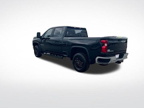 Black 2022 Chevrolet Silverado 2500 LT