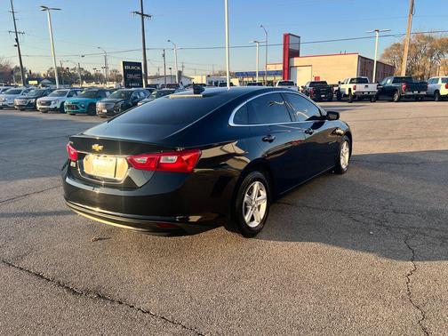 2022 Chevrolet Malibu 1LS