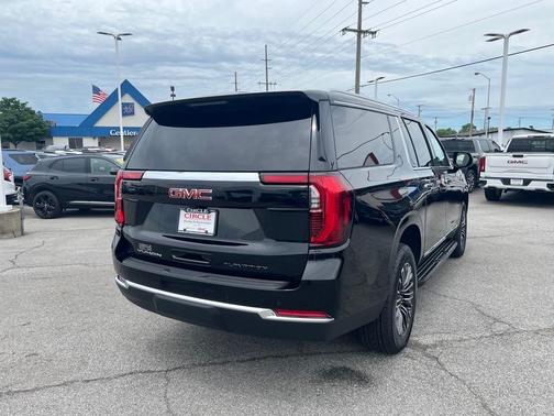 2025 GMC Yukon XL Elevation