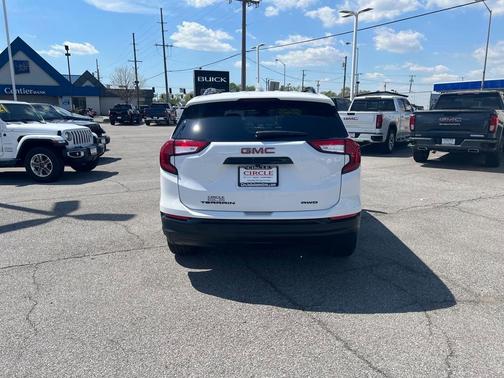 2022 GMC Terrain SLE