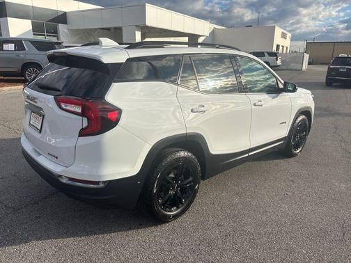 2022 GMC Terrain AT4