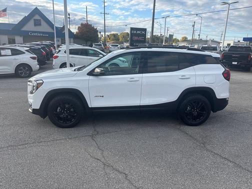 2022 GMC Terrain AT4