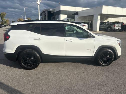 2022 GMC Terrain AT4