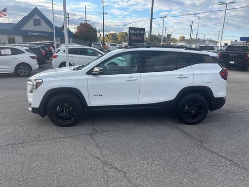 2022 GMC Terrain AT4
