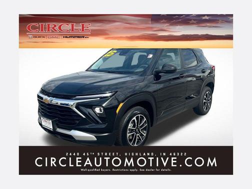 Mosaic Black Metallic 2025 Chevrolet Trailblazer LT