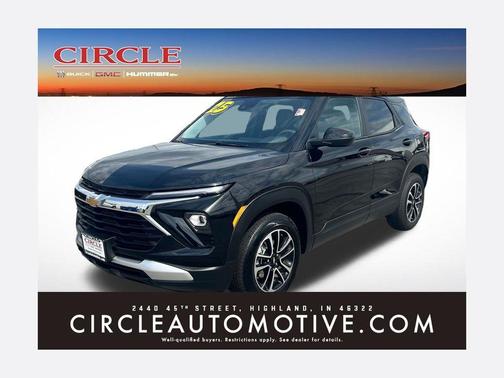 Mosaic Black Metallic 2025 Chevrolet Trailblazer LT