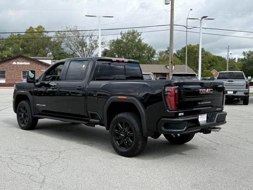 2026 GMC Sierra 2500 AT4
