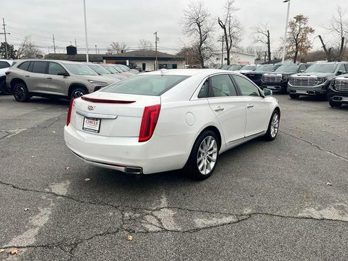 2016 Cadillac XTS Luxury Collection
