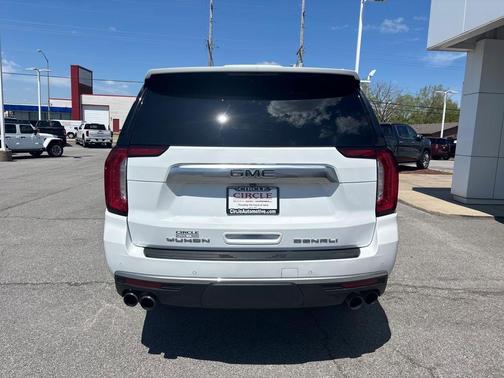 2022 GMC Yukon XL Denali