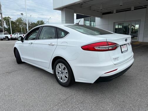 2019 Ford Fusion S