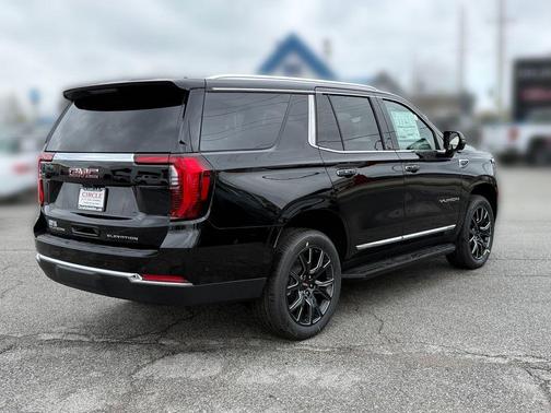 Onyx Black 2026 GMC Yukon Elevation