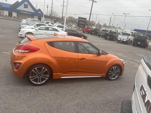 2016 Hyundai Veloster Turbo