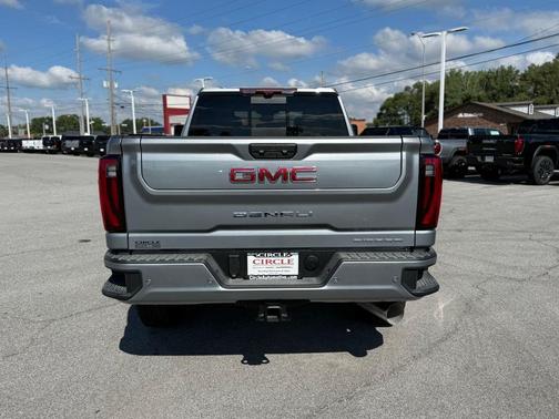 2025 GMC Sierra 2500 Denali