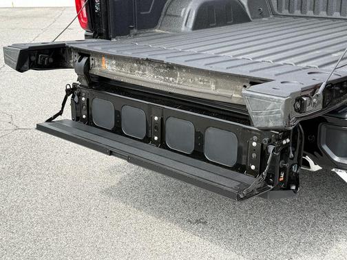 Onyx Black 2026 GMC Sierra 1500 AT4