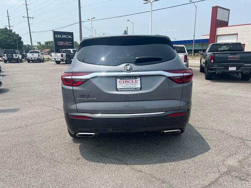 2020 Buick Enclave Essence