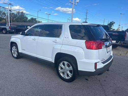 2017 GMC Terrain SLE-1
