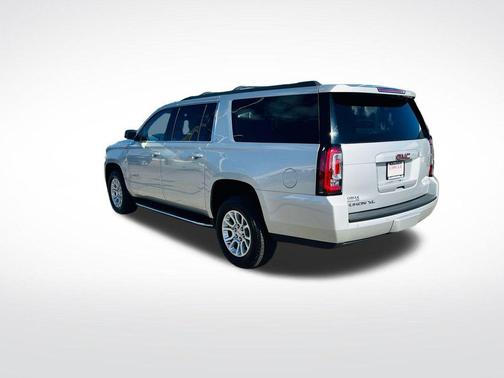2017 GMC Yukon XL SLT