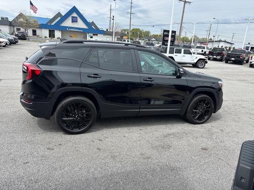 2023 GMC Terrain SLE