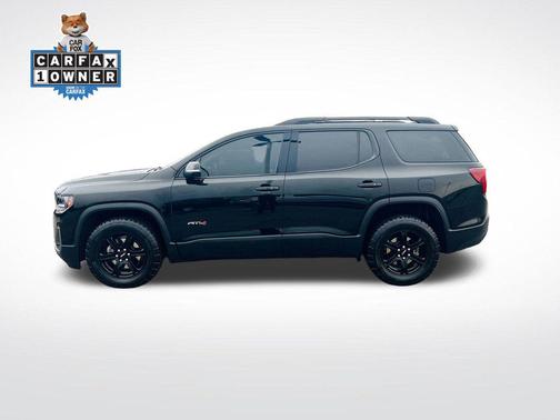 2023 GMC Acadia AT4