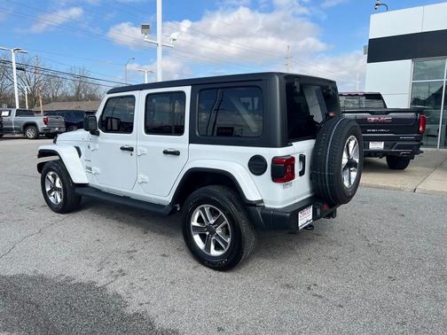 2021 Jeep Wrangler Unlimited Sahara