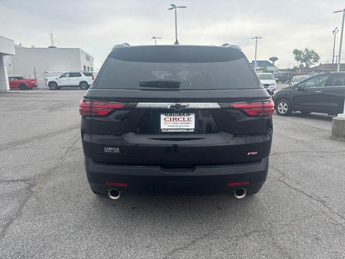 Black 2023 Chevrolet Traverse RS
