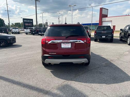 2017 GMC Acadia SLE-2