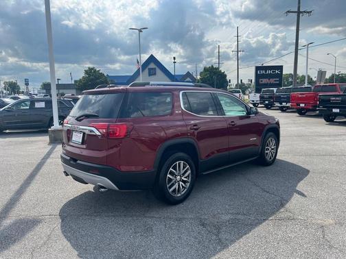 2017 GMC Acadia SLE-2