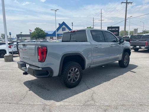 2024 GMC Sierra 1500 AT4X