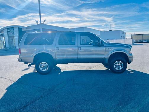 2005 Ford Excursion Limited