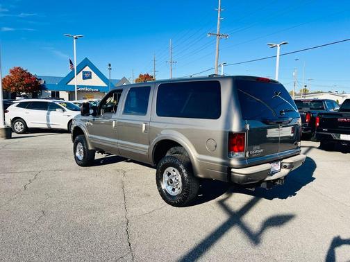 2005 Ford Excursion Limited