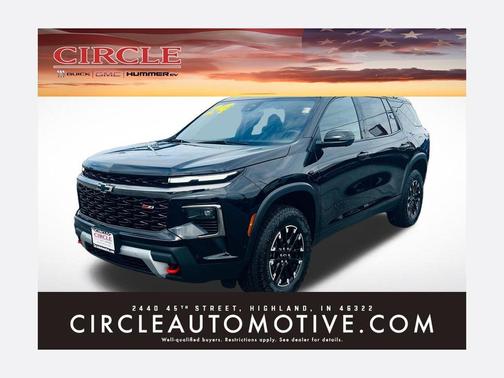 Mosaic Black Metallic 2024 Chevrolet Traverse Z71