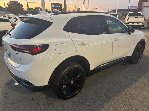 2022 Buick Envision Essence