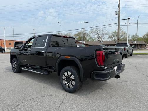 2025 GMC Sierra 2500 Denali