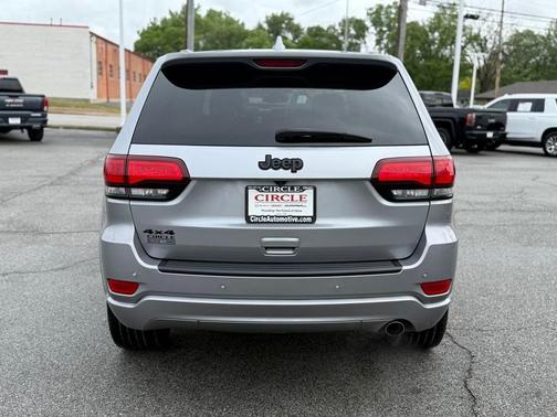 2019 Jeep Grand Cherokee Altitude