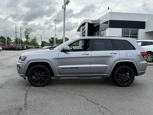 2019 Jeep Grand Cherokee Altitude