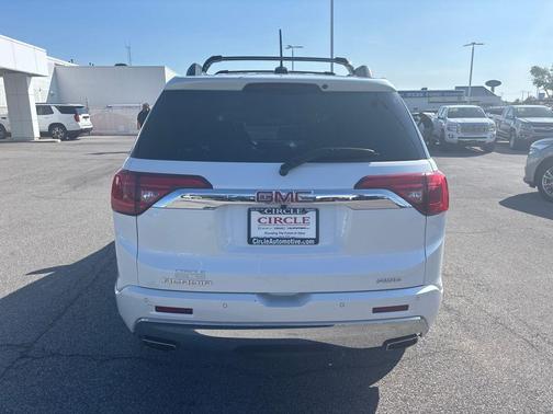 2017 GMC Acadia Denali