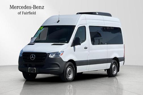 2024 Mercedes-Benz Sprinter 2500 144 WB Standard Roof Passenger
