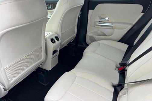 2026 Mercedes-Benz GLA 250 Base