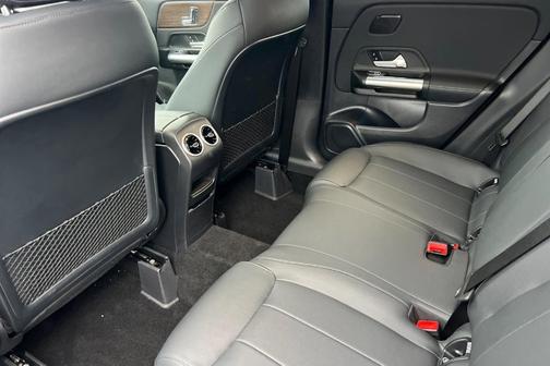 2026 Mercedes-Benz GLA 250 Base