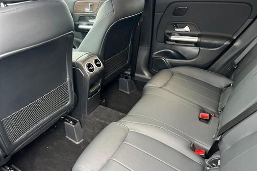 2026 Mercedes-Benz GLA 250 Base