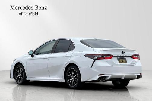 2023 Toyota Camry Hybrid SE