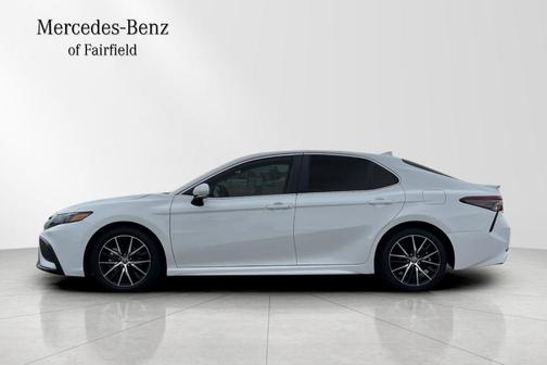 2023 Toyota Camry Hybrid SE