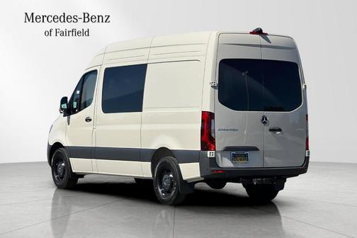 2025 Mercedes-Benz Sprinter 2500 144 WB Standard Roof Crew