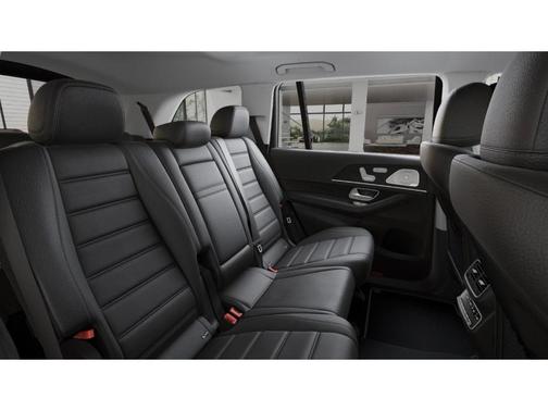 2026 Mercedes-Benz GLS 450 