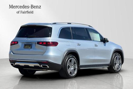 2026 Mercedes-Benz GLS 450